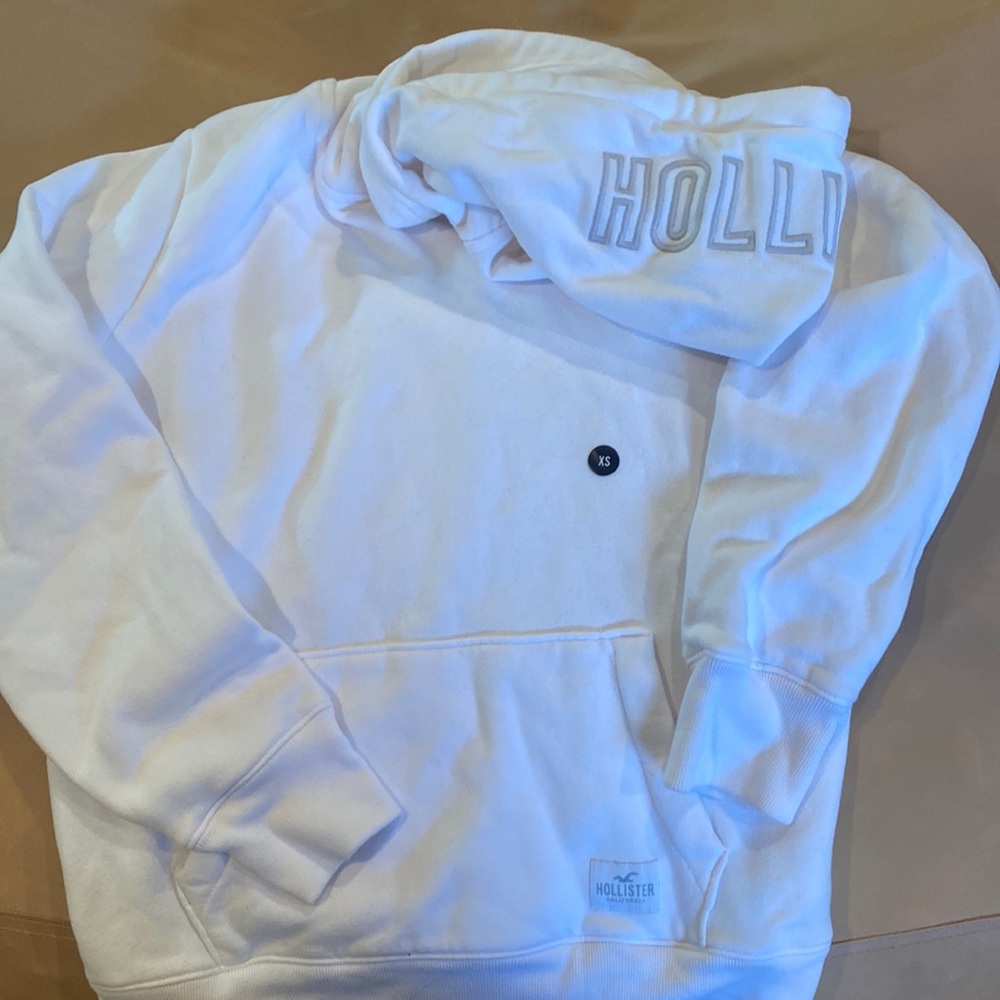 Men’s Hollister hoodie size XS brand new with tags
